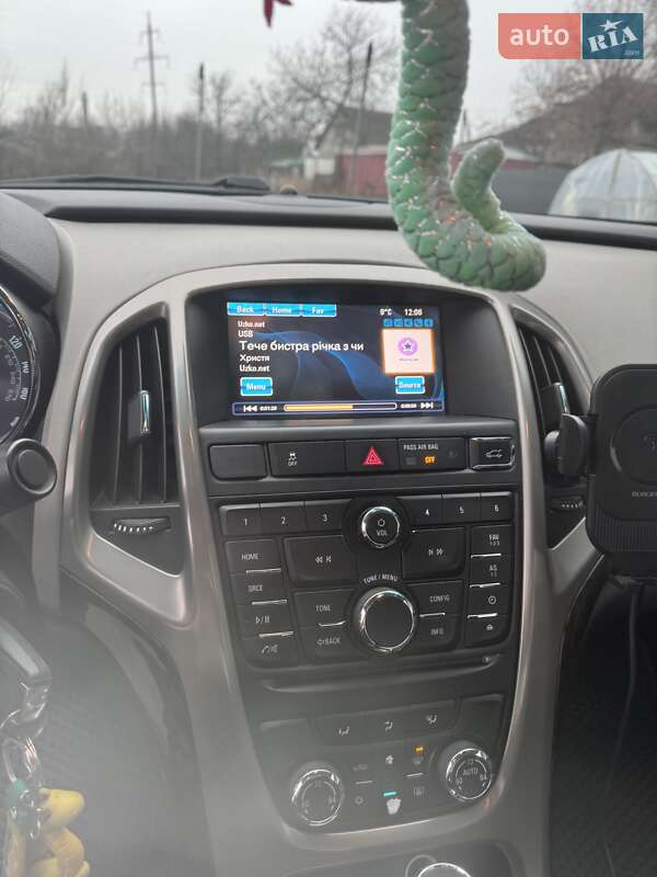 Седан Buick Verano 2012 в Кременчуге