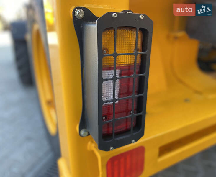 Экскаватор погрузчик Bull HD 100 2024 в Ровно