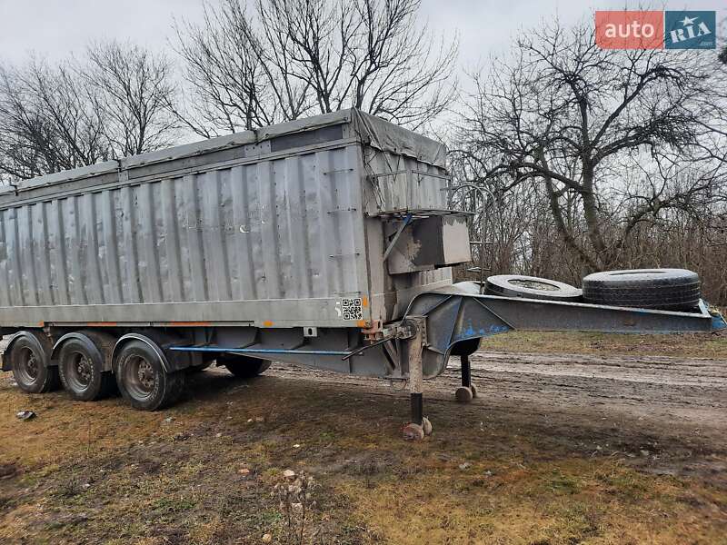 Контейнеровоз напівпричіп Burg Burg 1987 в Ладижині