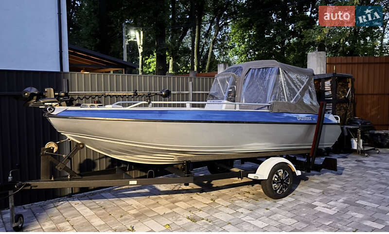 Човен Buster M 2008 в Києві