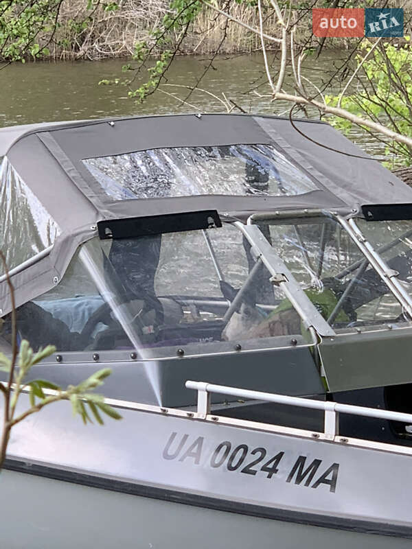 Катер Buster XXL 2006 в Запорожье фото 6 Катер Buster XXL 2006 в Запорожье
