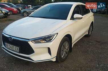 Хэтчбек BYD E2 2022 в 