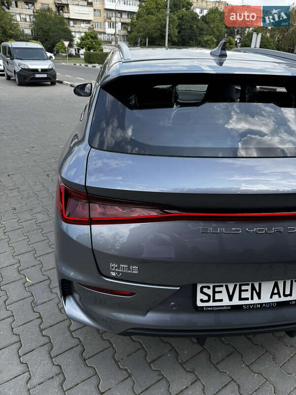 Хэтчбек BYD E2 2025 в Черновцах
