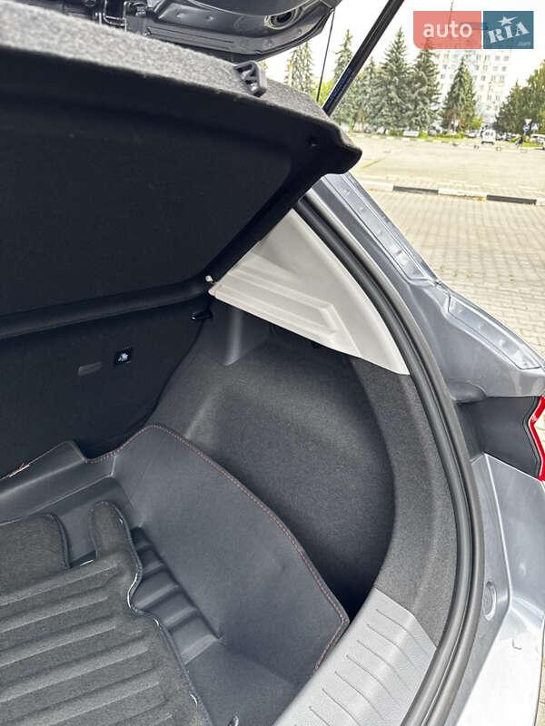 Хэтчбек BYD E2 2025 в Черновцах