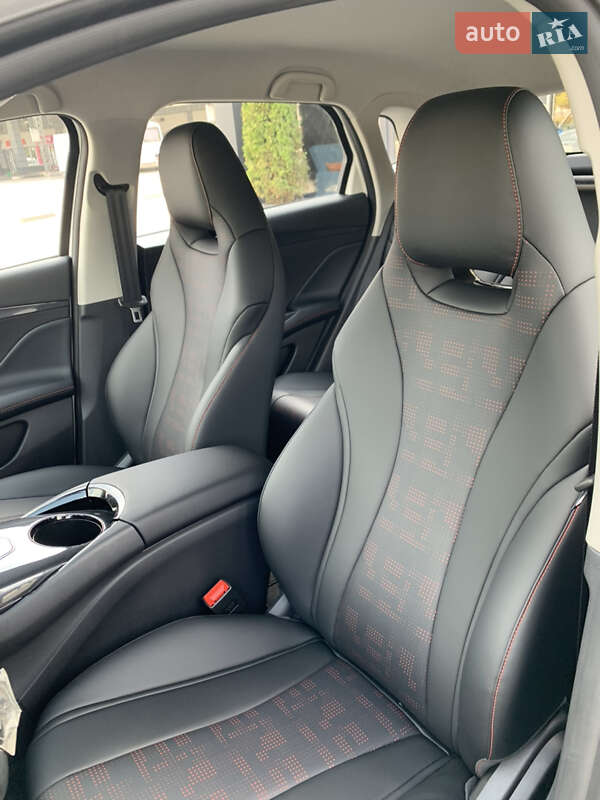 Хетчбек BYD E2 2025 в Чернівцях фото 24 Хетчбек BYD E2 2025 в Чернівцях