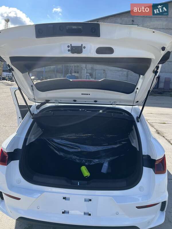 Хетчбек BYD E2 2025 в Одесі фото 8 Хетчбек BYD E2 2025 в Одесі