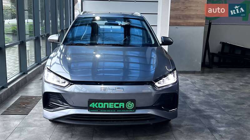 Хэтчбек BYD E2 2023 в Киеве