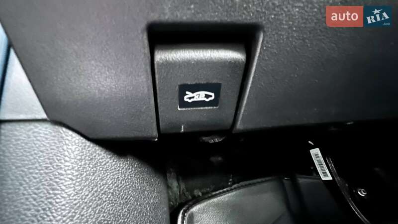 Хэтчбек BYD E2 2023 в Киеве