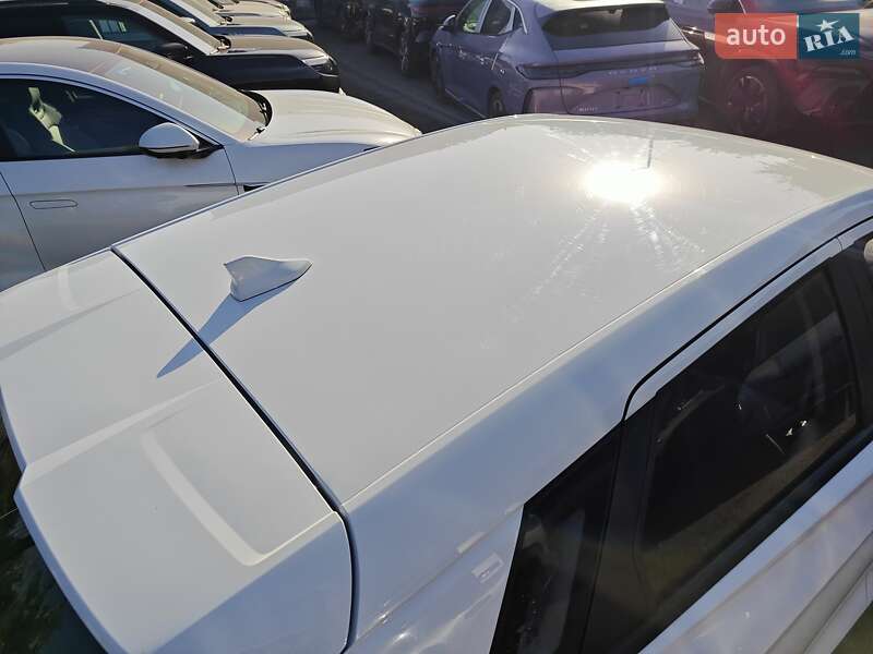 Хэтчбек BYD E2 2022 в Киеве фото 23 Хэтчбек BYD E2 2022 в Киеве