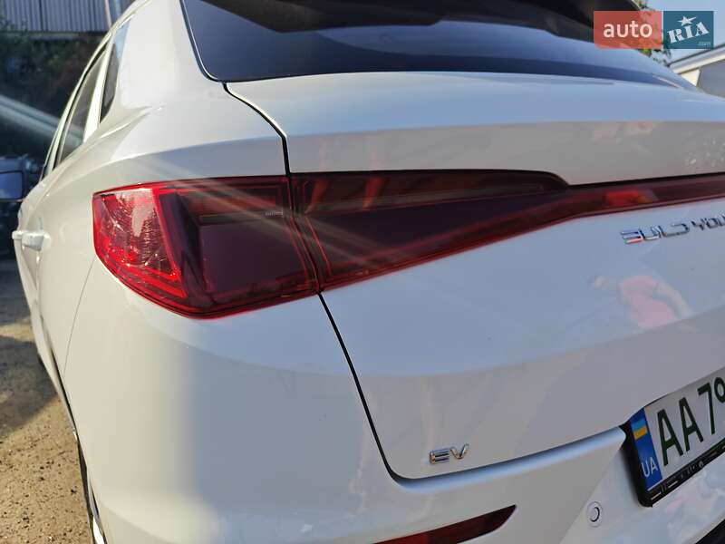 Хэтчбек BYD E2 2022 в Киеве фото 24 Хэтчбек BYD E2 2022 в Киеве