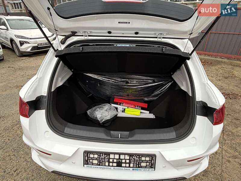Хэтчбек BYD E2 2025 в Ровно фото 20 Хэтчбек BYD E2 2025 в Ровно