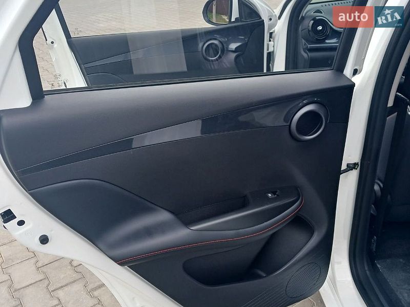 Хэтчбек BYD E2 2025 в Полтаве