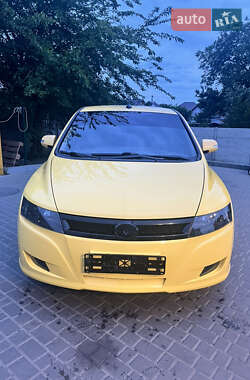 Хэтчбек BYD E6 2014 в 