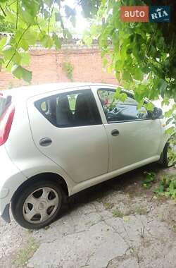 Хэтчбек BYD F0 2013 в 