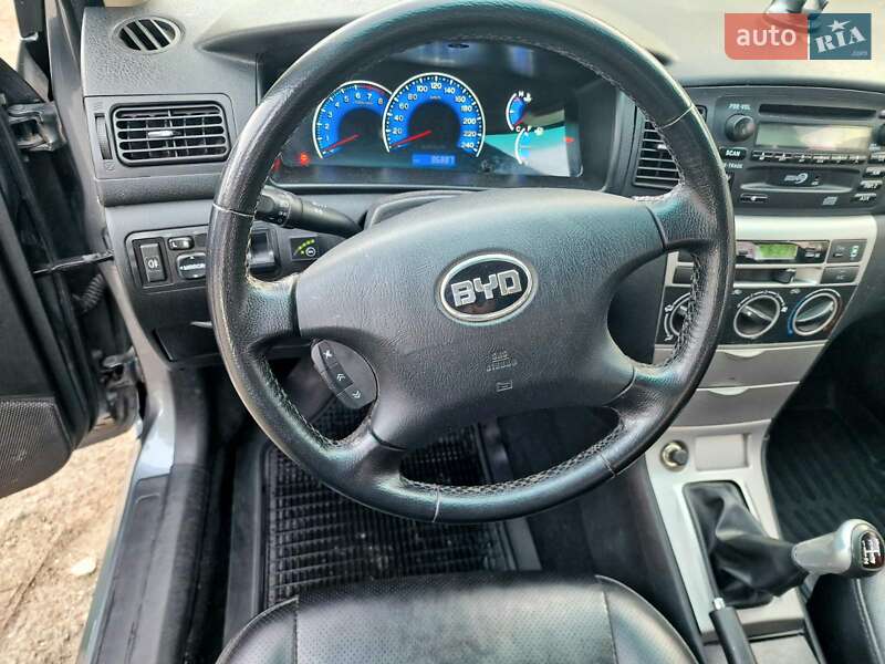 Седан BYD F3 2013 в Путивле