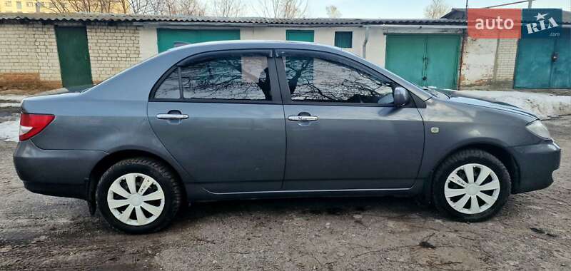 Седан BYD F3 2013 в Путивле