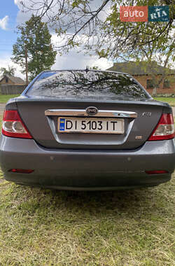 Седан BYD F3 2012 в 