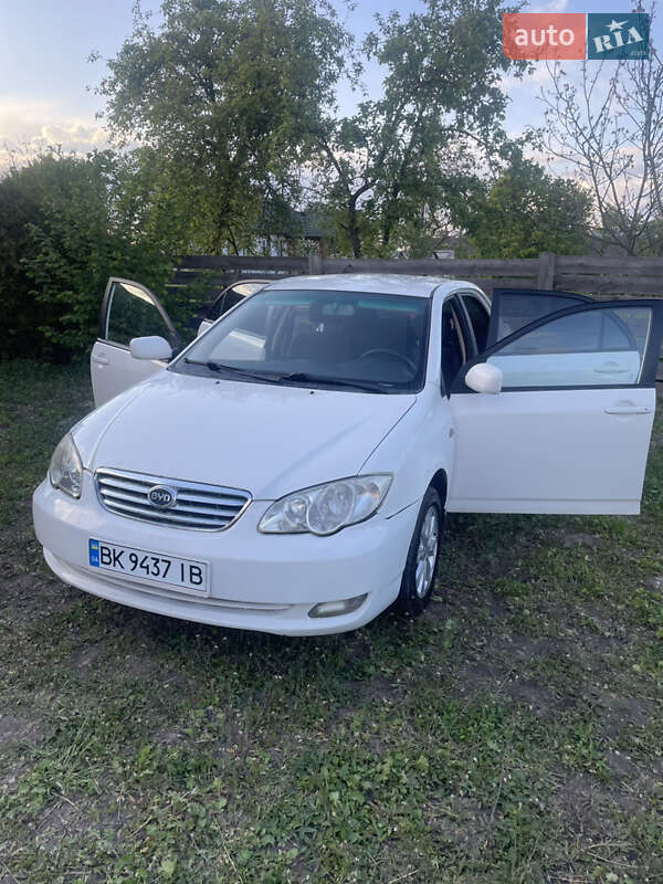 Седан BYD F3 2011 в Днепре