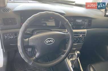 Седан BYD F3 2013 в 