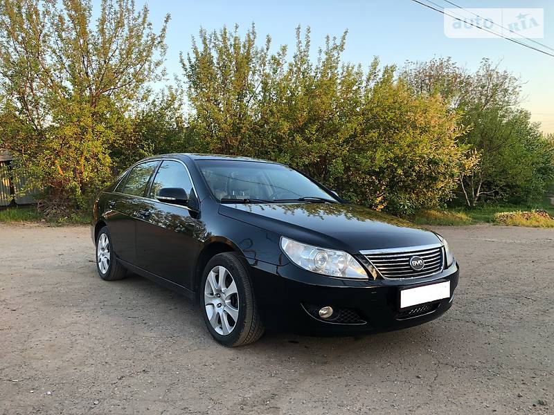 BYD F6 2012 року