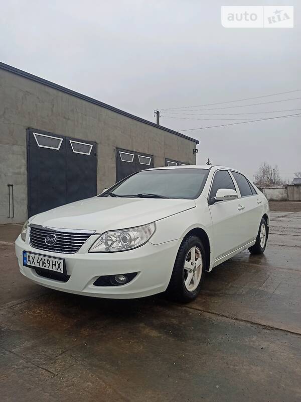 Седан BYD F6 2012 в Харькове