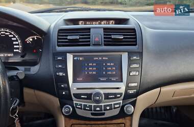 Седан BYD F6 2012 в 