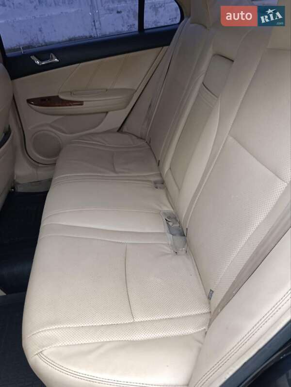 Седан BYD G6 2013 в Прилуках