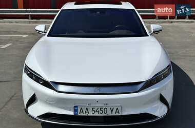 Седан BYD Han 2022 в 