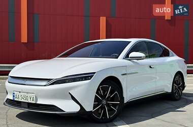 Седан BYD Han 2022 в 