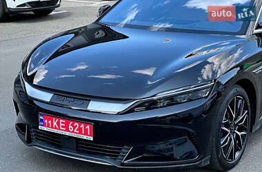 Седан BYD Han 2024 в 