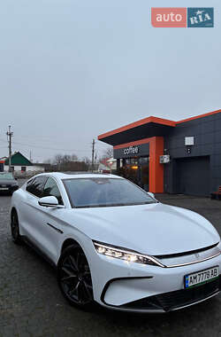 Седан BYD Han 2022 в Коростишеві