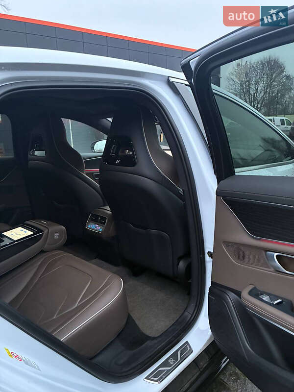 Седан BYD Han 2022 в Коростишеві