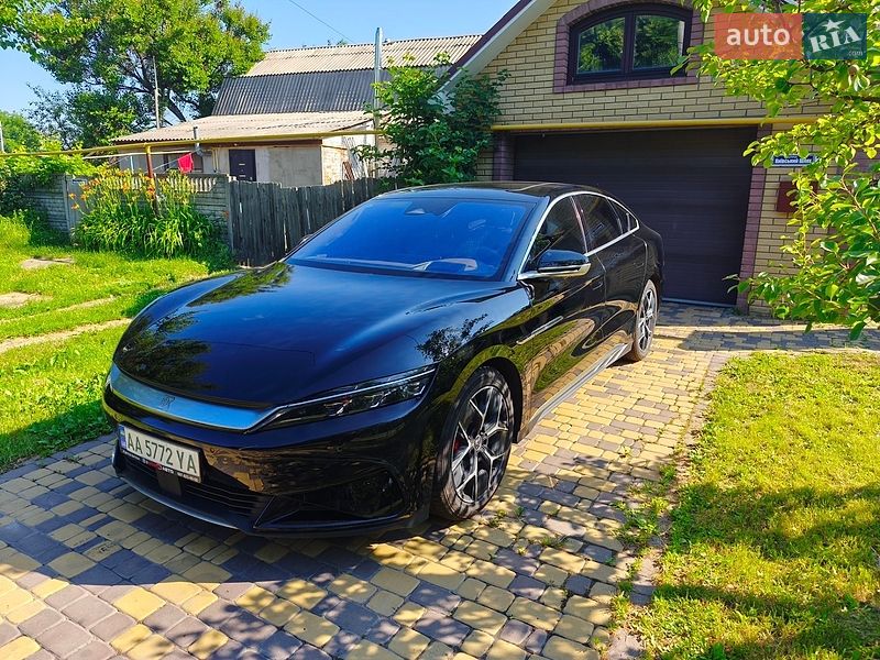 Седан BYD Han 2022 в Борисполе