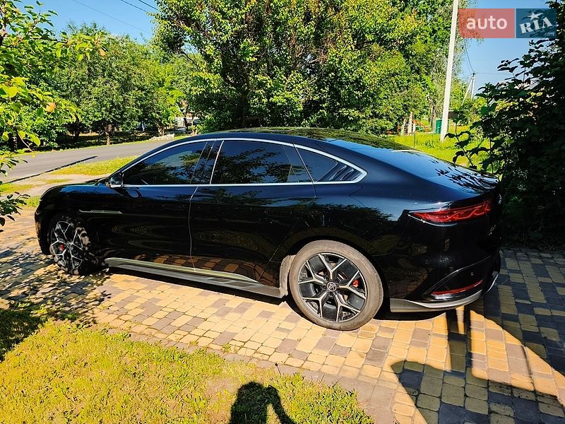 Седан BYD Han 2022 в Борисполе