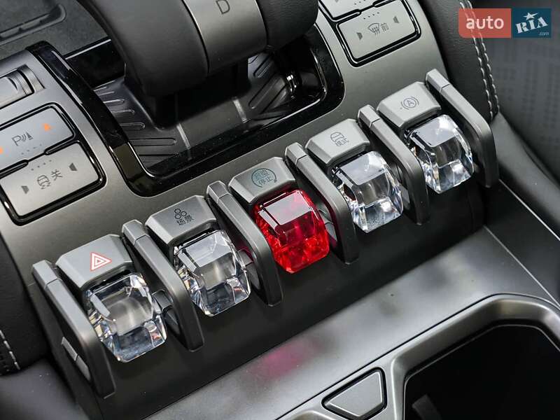 Внедорожник / Кроссовер BYD Leopard 3 2025 в Харькове