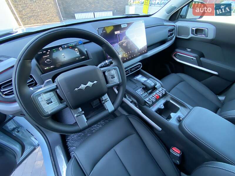 Позашляховик / Кросовер BYD Leopard 3 2025 в Погребах
