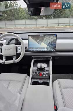 Позашляховик / Кросовер BYD Leopard 3 2025 в 