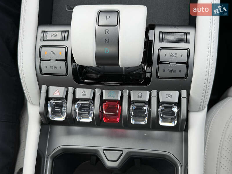 Внедорожник / Кроссовер BYD Leopard 3 2025 в Днепре