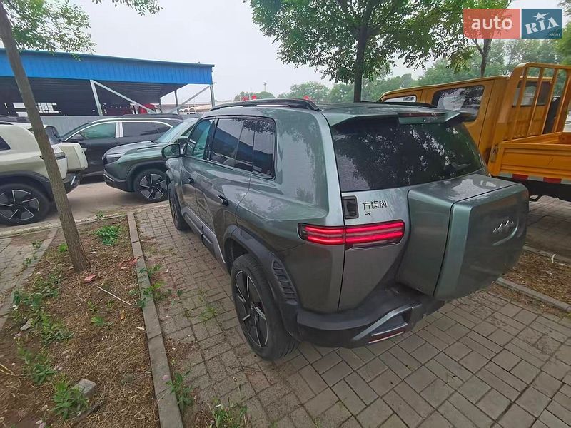 Внедорожник / Кроссовер BYD Leopard 3 2025 в Киеве