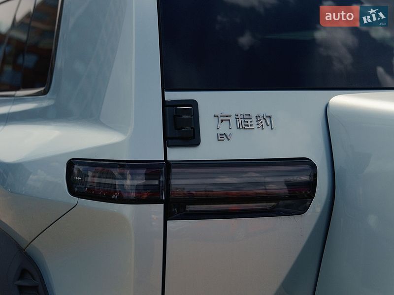 Позашляховик / Кросовер BYD Leopard 3 2025 в Києві