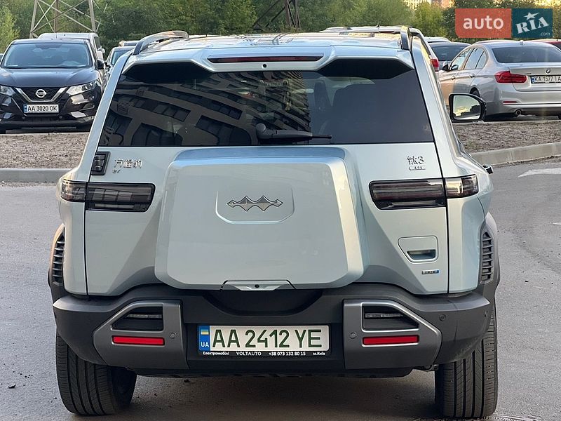 Внедорожник / Кроссовер BYD Leopard 3 2025 в Киеве