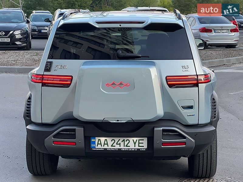 Внедорожник / Кроссовер BYD Leopard 3 2025 в Киеве