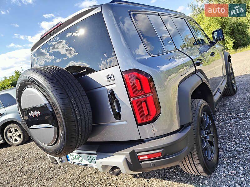 Внедорожник / Кроссовер BYD Leopard 5 2025 в Киеве