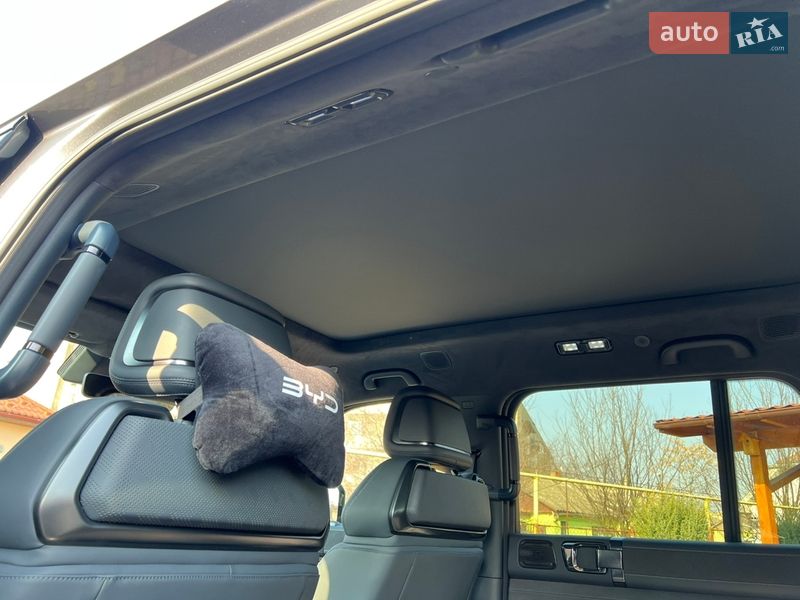 Внедорожник / Кроссовер BYD Leopard 5 2025 в Ужгороде