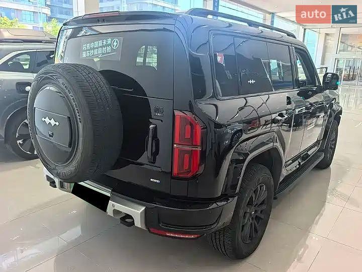 Внедорожник / Кроссовер BYD Leopard 5 2025 в Киеве