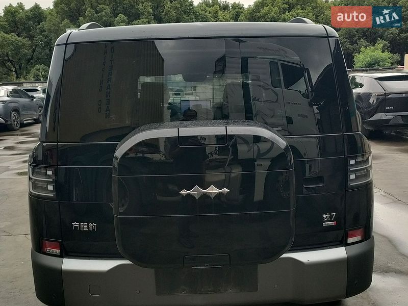 Внедорожник / Кроссовер BYD Leopard 7 2025 в Киеве