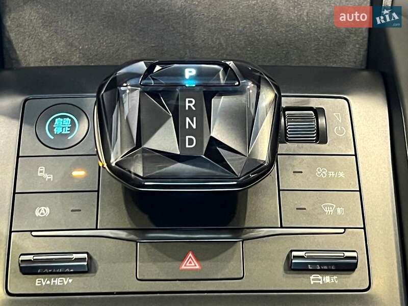 Седан BYD Qin L 2024 в Києві
