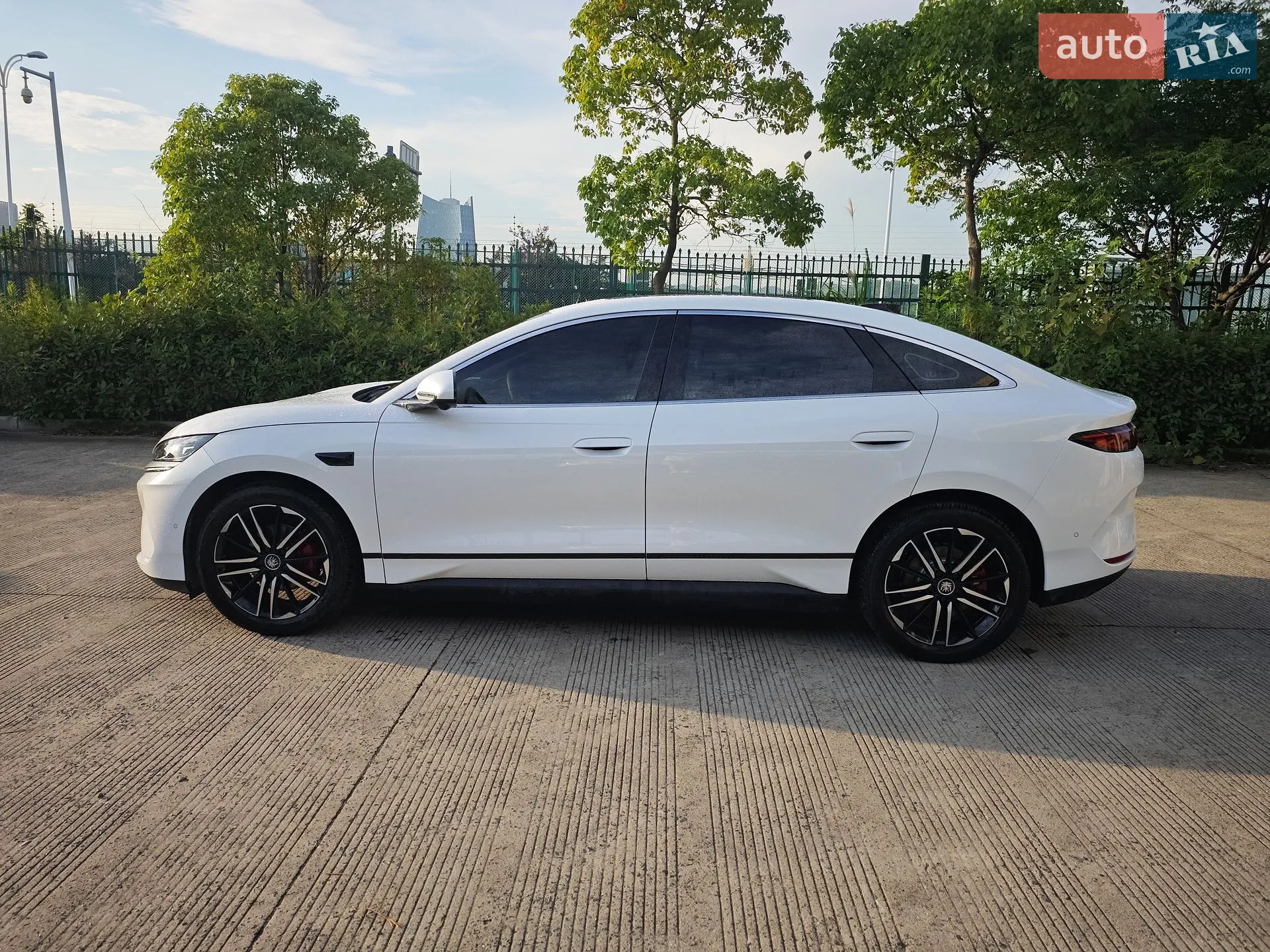 2025 BYD Qin - мініатюра 5