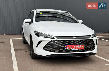 Седан BYD Qin Plus 2025 в 
