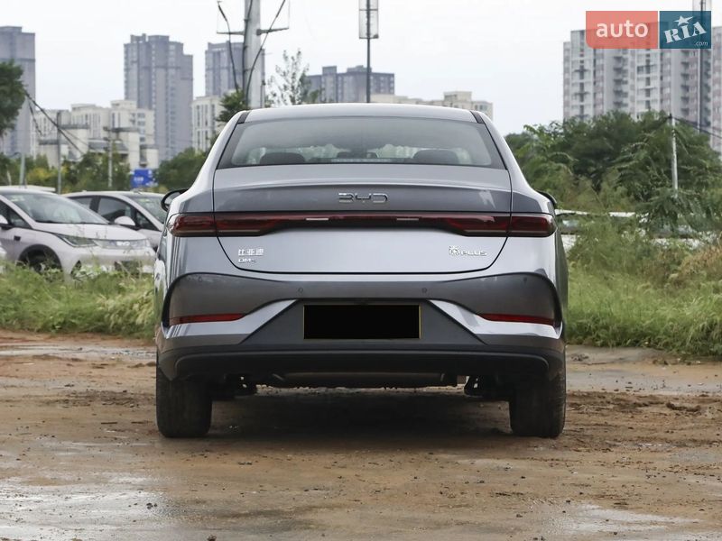 Седан BYD Qin Plus 2025 в Киеве